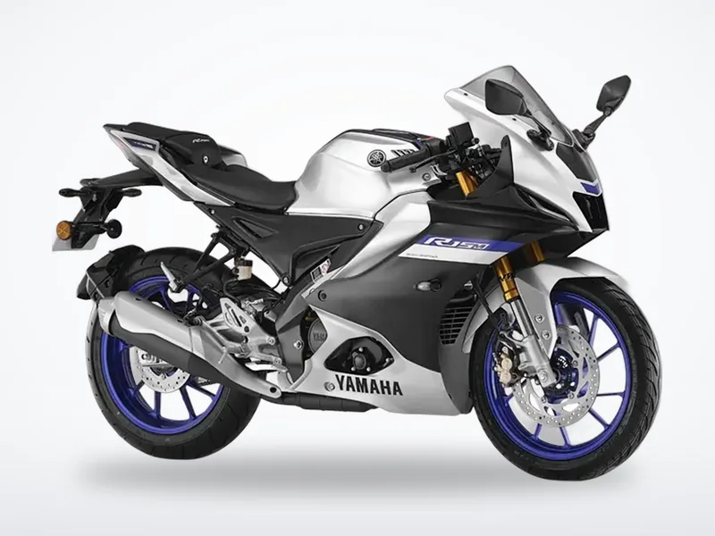 Yamaha R15M